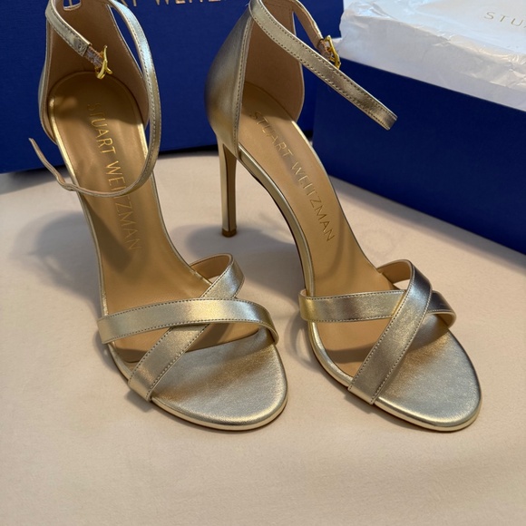 Stuart Weitzman Nudistsong Cross Gold NIB 9 Stiletto Sandal - Picture 8 of 11